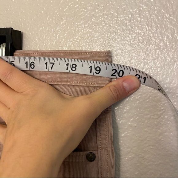 Carve Designs hi rise Oahu fray stretch organic cotton corduroy shorts pink 12 - Picture 6 of 10